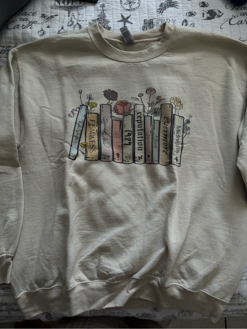Taylor swift Cream Graphic Sweatshirt with Bookstack Print
